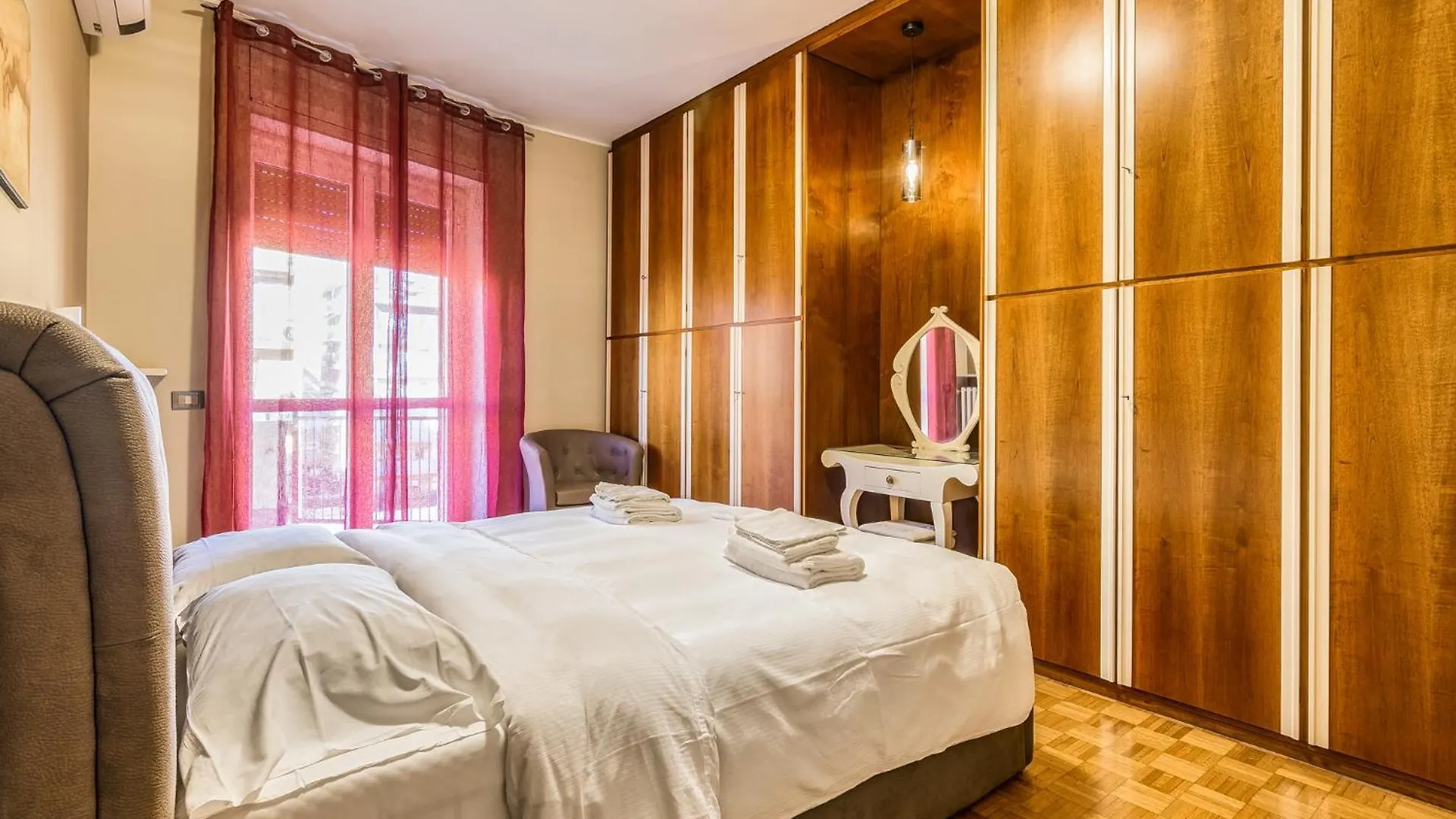 Milano Via Morgantini 5 Pax Wi-Fi Daire