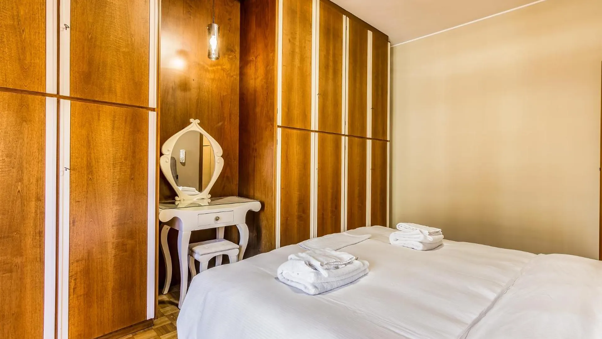 Apartmán Milano Via Morgantini 5 Pax Wi-Fi 0*,  Itálie